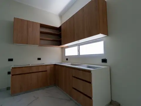 Casa a estrenar de 2 dormitorios en venta