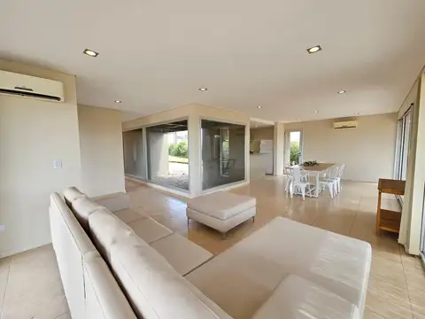 Casa en Venta al Este