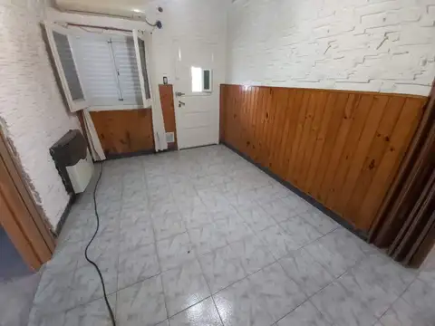 Entre Rios 1200 , Piso 0