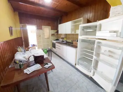Casa 5 ambientes con 1 baño