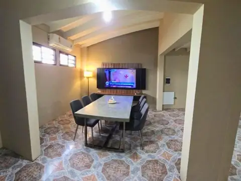Depto Tipo Casa en Venta en Los Hornos, USD 130.000
