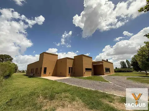 Casa en Venta en Área 60, USD 240.000