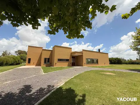 Casa en Venta de 4 dormitorios