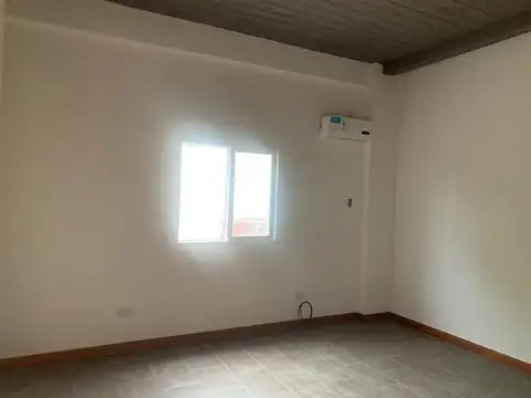 Oficina en Alquiler en Monte Grande, $ 550.000