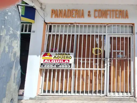 LOCAL COMERCIAL SOBRE AVENIDA CONCURRIDA