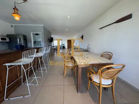 Casa en Alquiler al Este