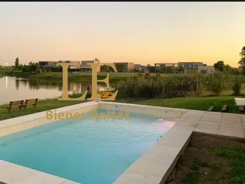 ALQUILER CASA CON PILETA