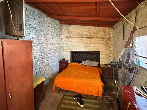 Venta casa 2 dormitorios Granadero Baigorria