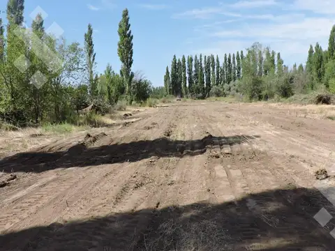 Terreno en Venta en Confluencia, USD 34.000
