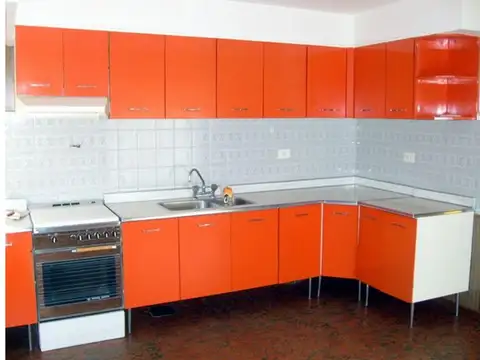 Amplio Lote Urbano de 1000m2 en excelente ubicación. CON GAS