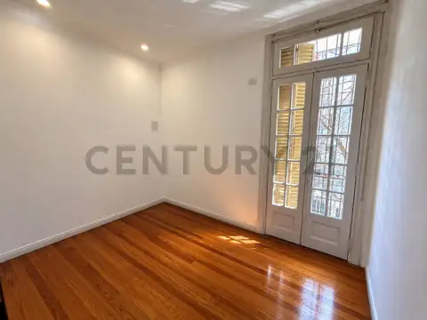 Guise 1600, Piso 1