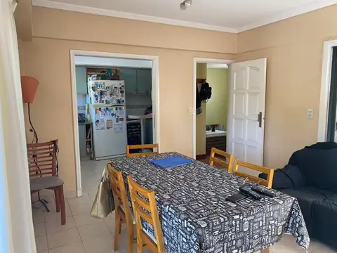 Depto Tipo Casa en Venta en Versalles, USD 200.000