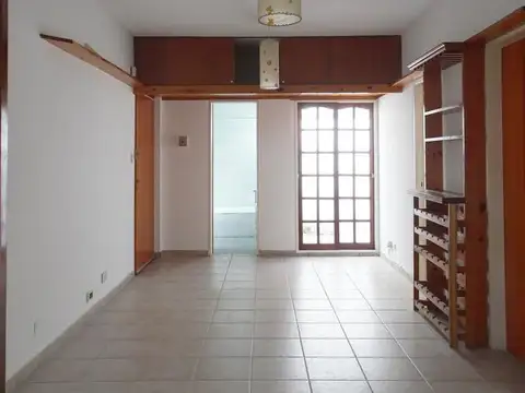 Depto Tipo Casa en Alquiler de 2 ambientes