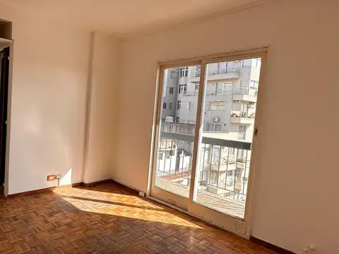 Departamento en Venta en Caballito Sur, USD 70.000