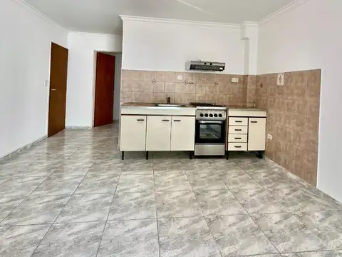 Departamento en Alquiler en Lomas De Zamora, $ 550.000