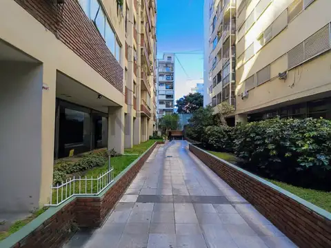 Palpa 2400, Piso 0