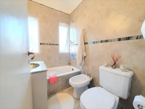 Depto Tipo Casa 3 ambientes con 1 baño