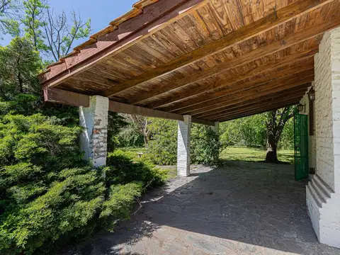 Casa Quinta de 2500m2 en venta en Ingeniero Maschwitz Escobar