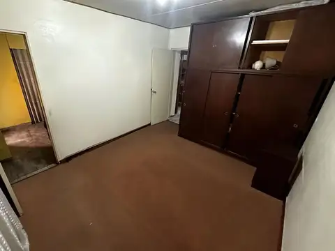 VENTA DOS TRES CASAS EN UNA PATIO COCHERA PERMUTA