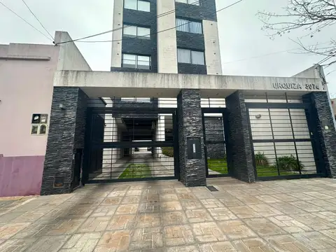 Cochera en Venta en Lanús Oeste, Lanús