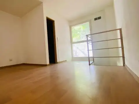 Venta departamento 1 Dormitorio con balcón UNR