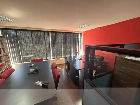 Oficina en Alquiler en Centro, $ 330.000