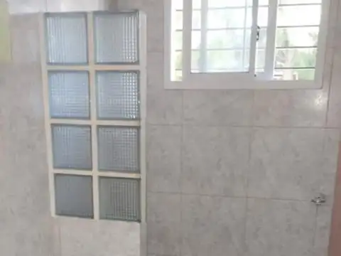 Departamento en Alquiler en Ringuelet, $ 450.000