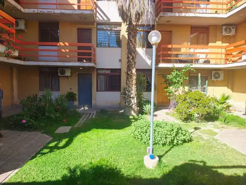 REMAX VENDE EXCELENTE DEPTO EN GUYMALLEN