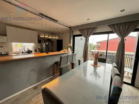 Depto Tipo Casa en Alquiler con 1 cocheras