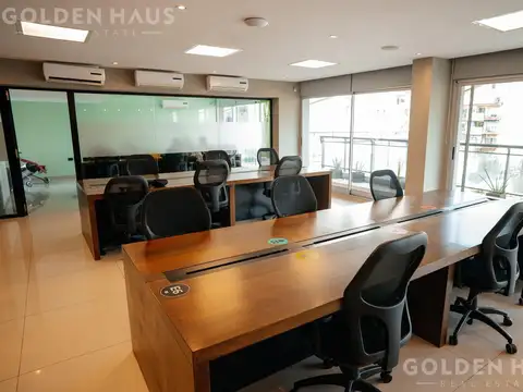 Oficina Monoambiente con 5 baños