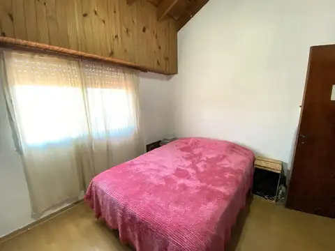 Depto Tipo Casa 5 ambientes con 2 baños