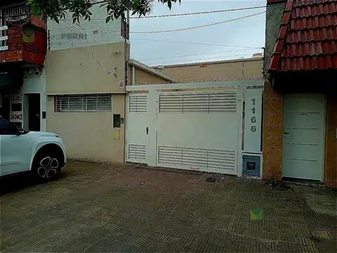 Av 31 entre 56 y 57