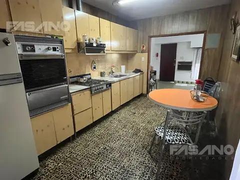 Depto Tipo Casa en Venta de 4 ambientes