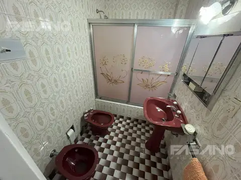 Depto Tipo Casa en Venta en Villa Lynch, USD 78.000