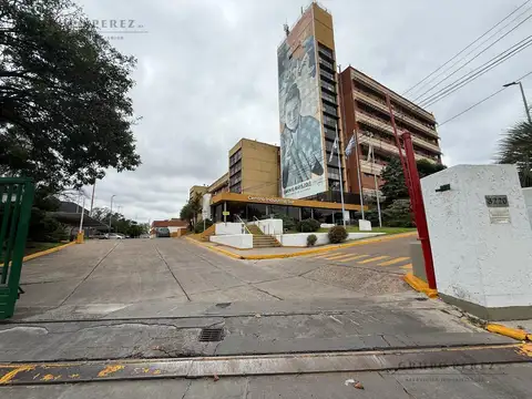 Depósito / Galpon de 400 m2 en Villa Soldati Venta o Alquiler