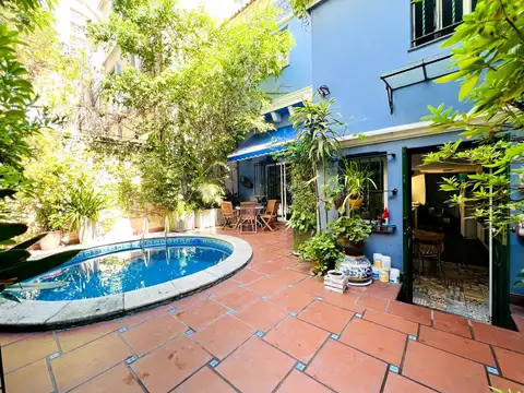 Excelente  Casa en Venta, Con 5 Dormitorios y Pileta - Belgrano