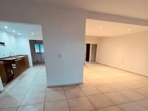 Casa en Alquiler de 3 dormitorios