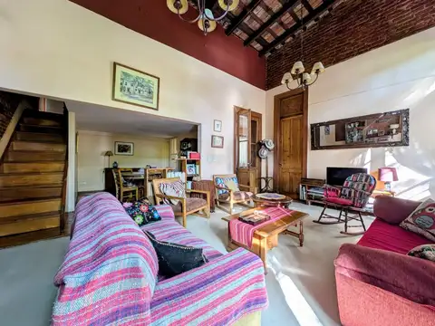 Depto Tipo Casa en Venta 75 años