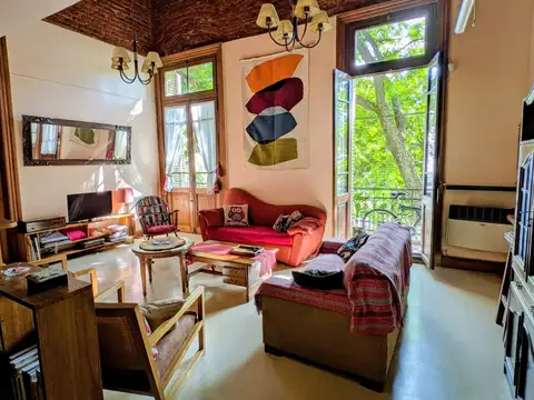 Depto Tipo Casa en Venta de 5 ambientes