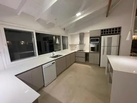 Casa en Venta de 5 dormitorios