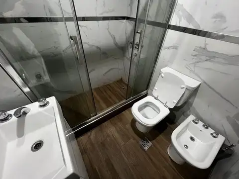 DEPTO 3 AMB CON BALCON AL FRENTE, APTO CREDITO