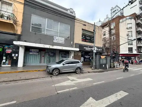 Ubicación estratégica y alto tránsito peatonal