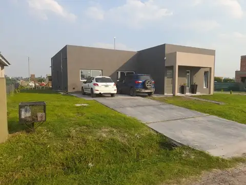 Casa en Venta en Canning, USD 185.000