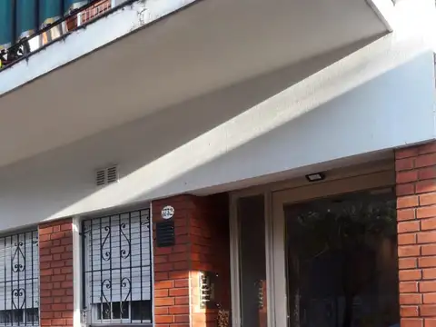 Avenida Belgrano 3700, Piso 1