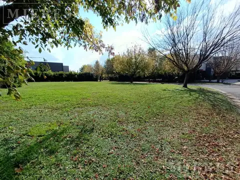 Terreno en Venta de 844,0 m2