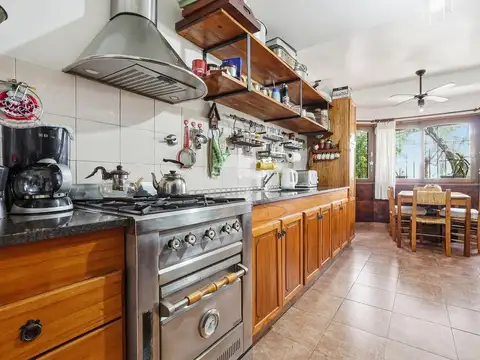 Depto Tipo Casa 4 ambientes con 2 baños