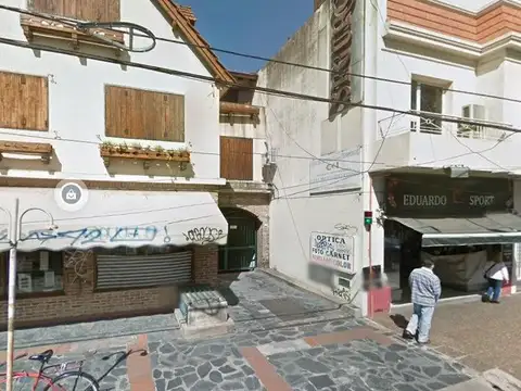 H. Yrigoyen 74 - 1er Subsuelo