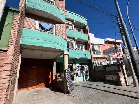 ALQUILO GALPON - SOBRE AV. JULIO A. ROCA