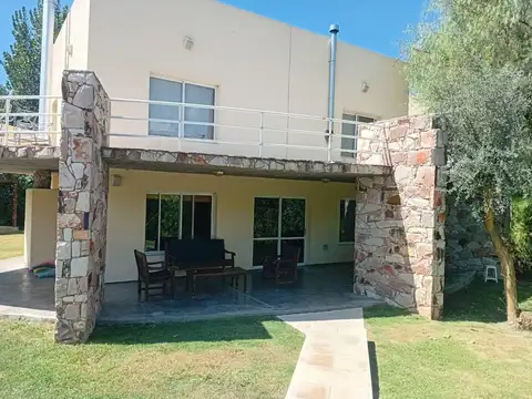 CASA A LA VENTA EN CAÑON DEL ATUEL SAN RAFAEL MZA.