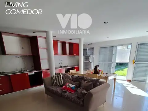 Casa 7 ambientes con 2 baños